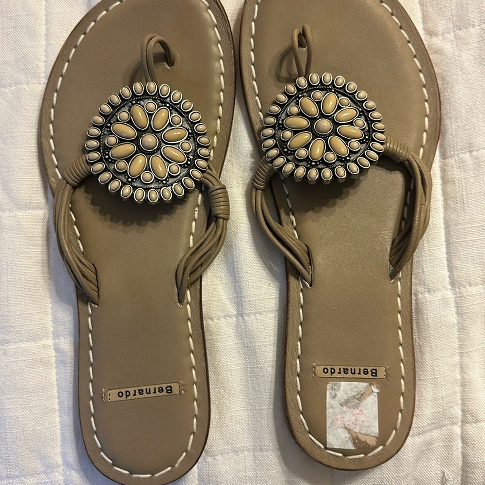 Bernardo mosaic sandals size 10